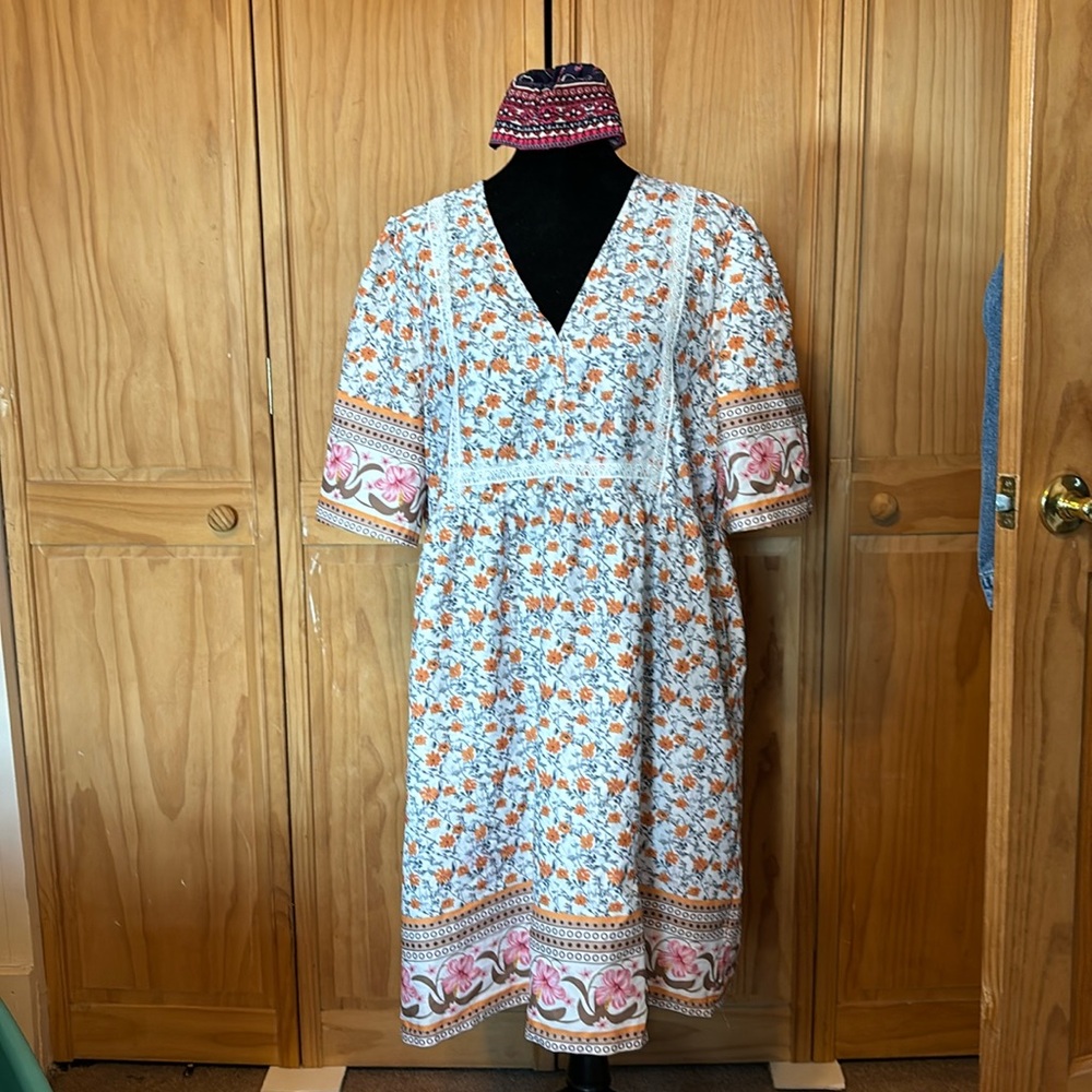 Light weight polyester summer dress as XL